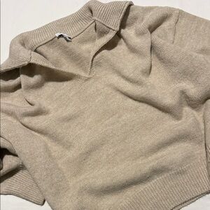 Topshop V-Neck Sweater in Light Tan
